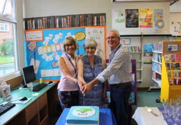 gill_penny_vernon_cutting_cake